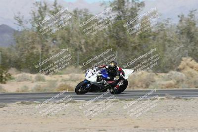 media/Jan-15-2026-Racers Edge (Thu) [[dfebeb70ab]]/3-B Group/Session 4 (Turn 6 Inside)/